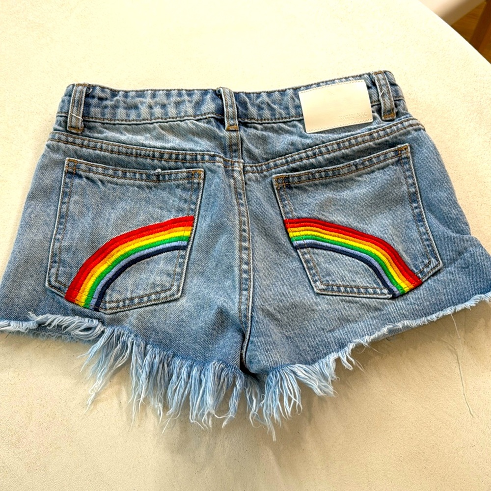 Katie J NYC Girls Jean Shorts with Rainbows. Excellent condition. Washed DIVA